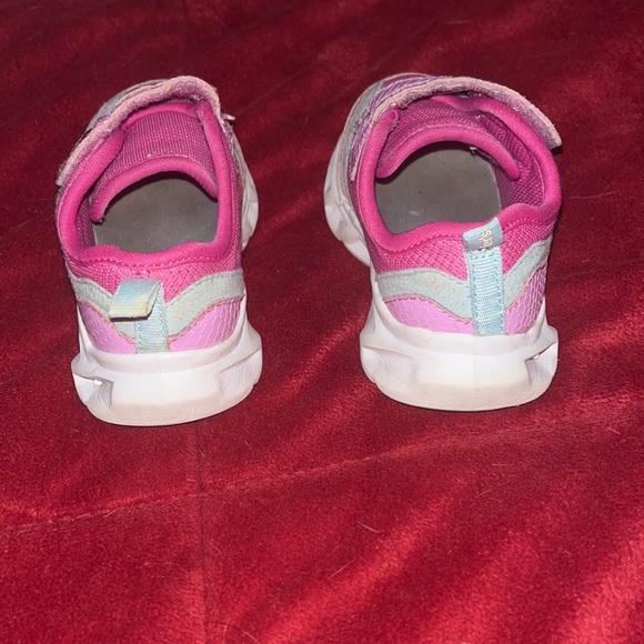 Shark toddler girl light up shoes - Picture 4 of 6
